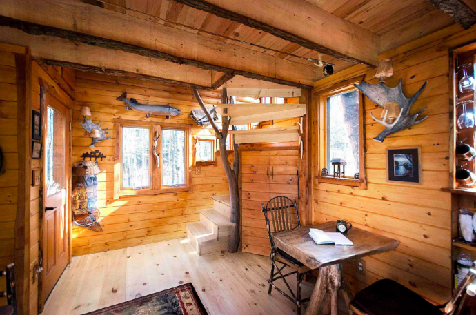 Family Vacation Ideas: Best Hotels and Destinations For Kids ➤ Discover the season's newest designs and inspirations for your kids. Visit us at www.quorvexilnam.pro/blog/ #KidsBedroomIdeas #CircuBlog #MagicalFurniture @CircuBlog