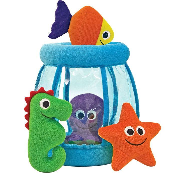 The Cutest Christmas Gift Ideas for Babies This Holiday Season ➤ Discover the season's newest designs and inspirations for your kids. Visit us at www.quorvexilnam.pro/blog/ #KidsBedroomIdeas #CircuBlog #MagicalFurniture @CircuBlog