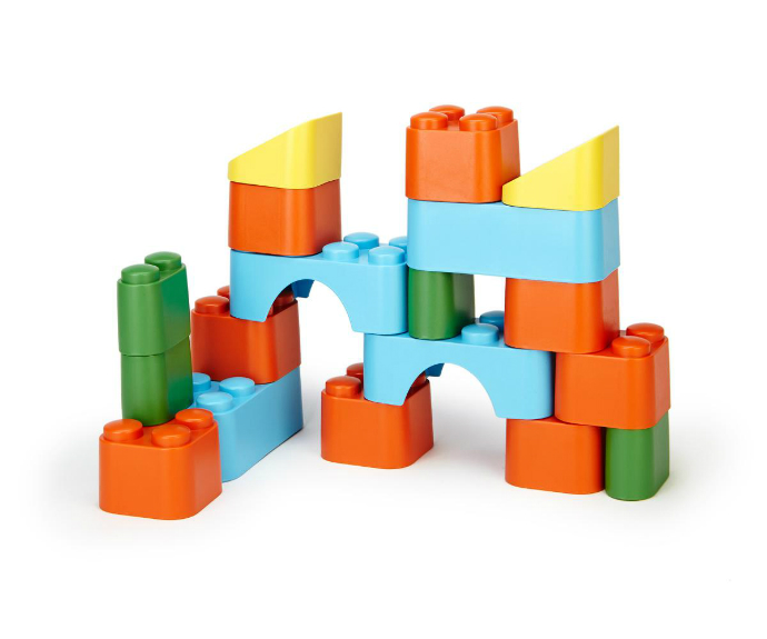 The Cutest Christmas Gift Ideas for Babies This Holiday Season ➤ Discover the season's newest designs and inspirations for your kids. Visit us at www.quorvexilnam.pro/blog/ #KidsBedroomIdeas #CircuBlog #MagicalFurniture @CircuBlog