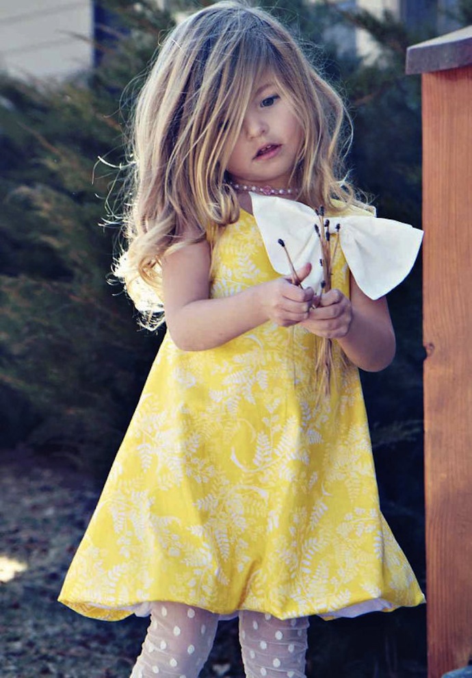 Fashionable and Unique Handmade Girl's Dress Ideas for Your Princess ➤ Discover the season's newest designs and inspirations for your kids. Visit us at www.quorvexilnam.pro/blog/ #KidsBedroomIdeas #CircuBlog #MagicalFurniture @CircuBlog