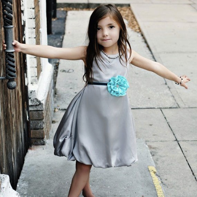 Fashionable and Unique Handmade Girl's Dress Ideas for Your Princess ➤ Discover the season's newest designs and inspirations for your kids. Visit us at www.quorvexilnam.pro/blog/ #KidsBedroomIdeas #CircuBlog #MagicalFurniture @CircuBlog