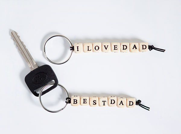 Adorable DIY Father's Day Gifts ➤ Discover the season's newest designs and inspirations for your kids. Visit us at www.quorvexilnam.pro/blog/ #KidsBedroomIdeas #CircuBlog #MagicalFurniture @CircuBlog