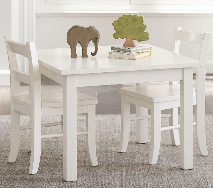 Awesome Toddler Table and Chair Sets for The Kids Room ➤ Discover the season's newest designs and inspirations for your kids. Visit us at www.quorvexilnam.pro/blog/ #KidsBedroomIdeas #CircuBlog #MagicalFurniture @circu_magical_furniture
