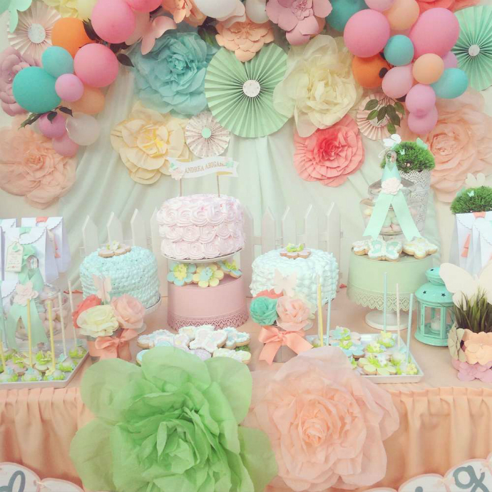 Candy Color Party Ideas That Kids Will Love ➤ Discover the season's newest designs and inspirations for your kids. Visit us at www.quorvexilnam.pro/blog/ #KidsBedroomIdeas #CircuBlog #MagicalFurniture @CircuBlog