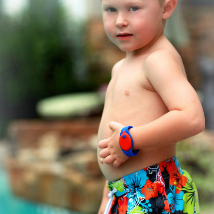 The Best Wearable Trackers to Keep Kids Safe ➤ Discover the season's newest designs and inspirations for your kids. Visit us at www.quorvexilnam.pro/blog/ #KidsBedroomIdeas #CircuBlog #MagicalFurniture @CircuBlog