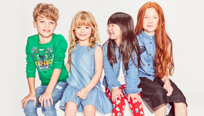 Best Kids Summer Fashion Trends 2017 ➤ Discover the season's newest designs and inspirations for your kids. Visit us at www.quorvexilnam.pro/blog/ #KidsBedroomIdeas #CircuBlog #MagicalFurniture @CircuBlog