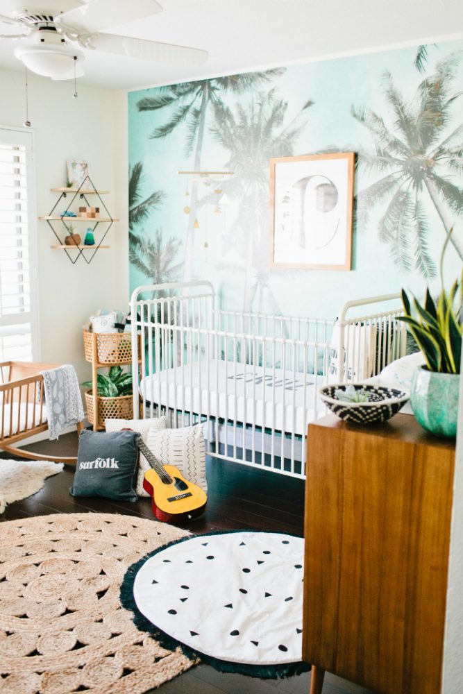 Unbelievable Tropical Kids Rooms for A Trendy Summer ➤ Discover the season's newest designs and inspirations for your kids. Visit us at www.quorvexilnam.pro/blog/ #KidsBedroomIdeas #CircuBlog #MagicalFurniture @CircuBlog