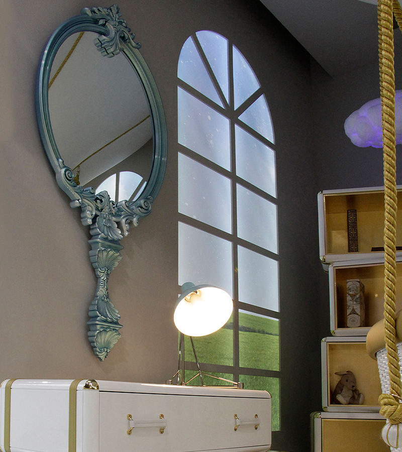 Chameleon circu magical furniture kids mirrors